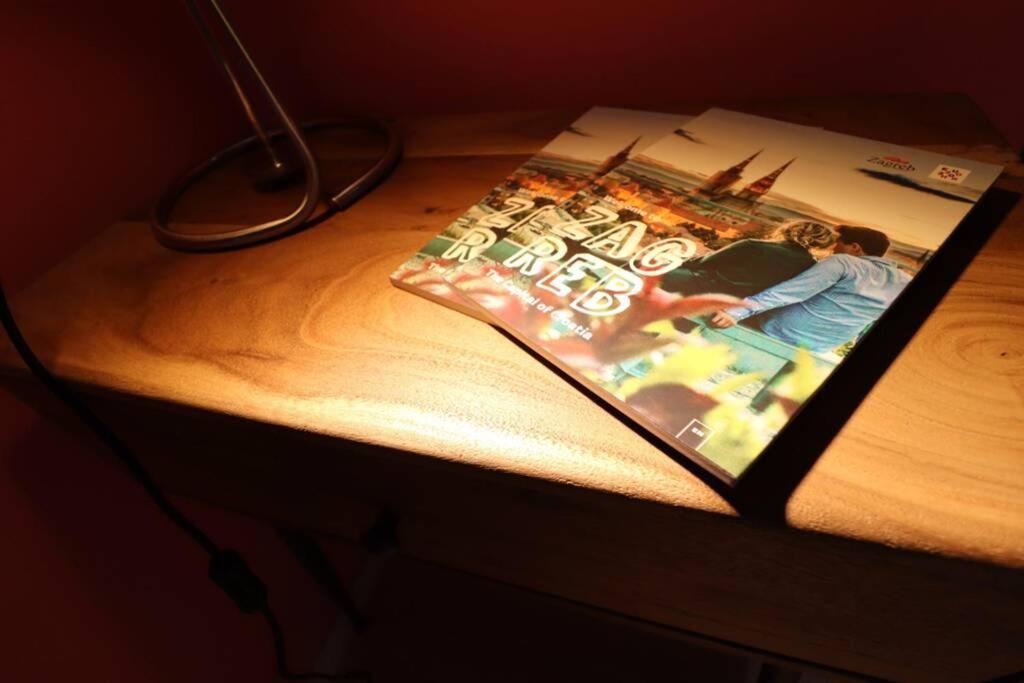Room Emma,Between Bus And Train Station,Netflix,Speed Wi-Fi ซาเกร็บ ภายนอก รูปภาพ